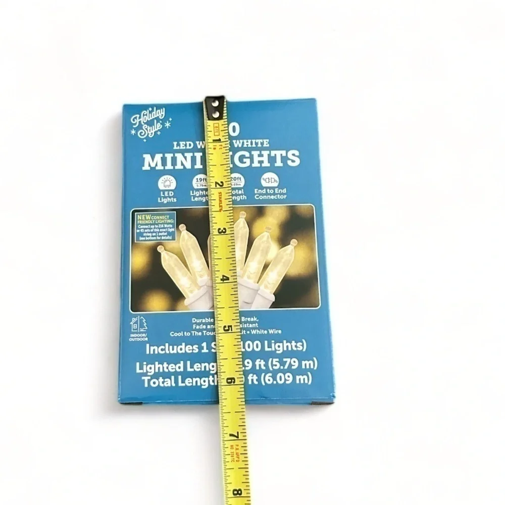 NWT Warm White Mini LED Lights - 20ft String Lights 100 Mini Bulbs- White String